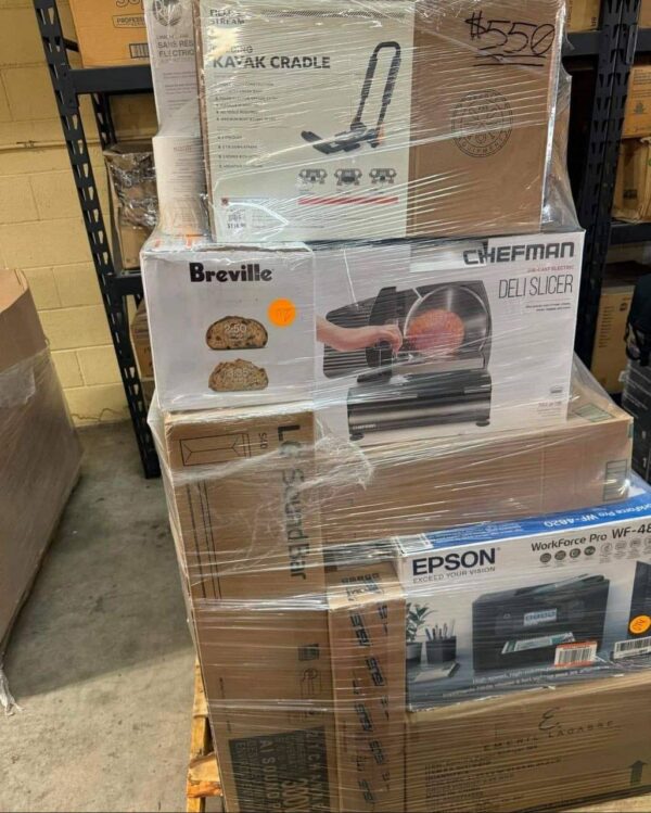 466329014_122141363456329686_176698802413200336_n.jpg mixed general merchandise pallets
