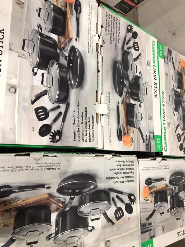 469389320_122105660012656091_2336378177114954973_n.jpg Cookware sets pallet