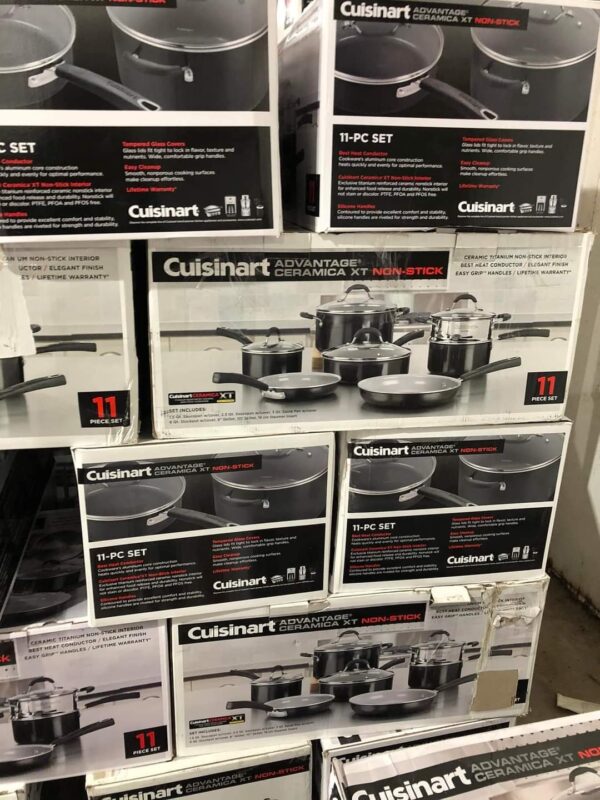 469572041_122105659832656091_52017362118859229_n.jpg Cookware sets pallet