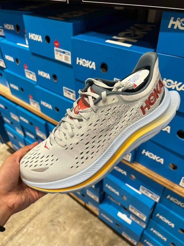 HOKA SHOES PALLET