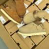 Ugg Shoes Pallets