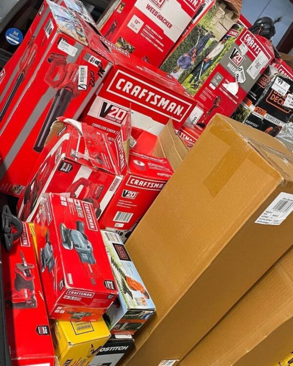 Milwaukee & dewalt tool pallets