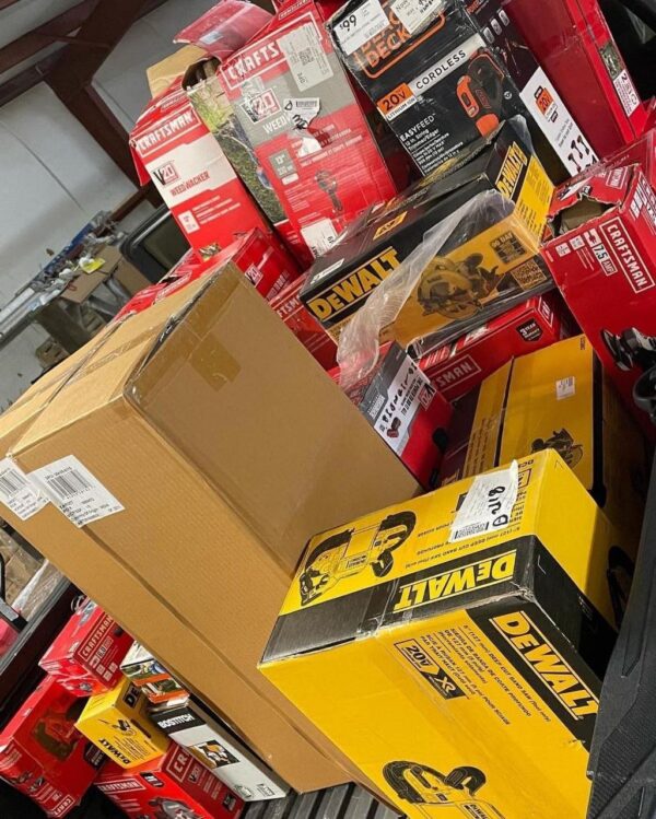 Milwaukee & dewalt tool pallets