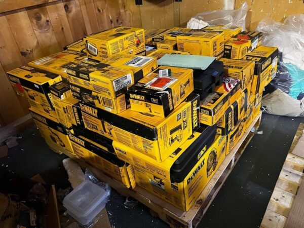 dewalt tool pallets